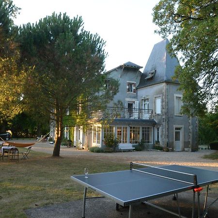 Domaine De Treuillaud Bed & Breakfast Villers-les-Ormes Exterior foto