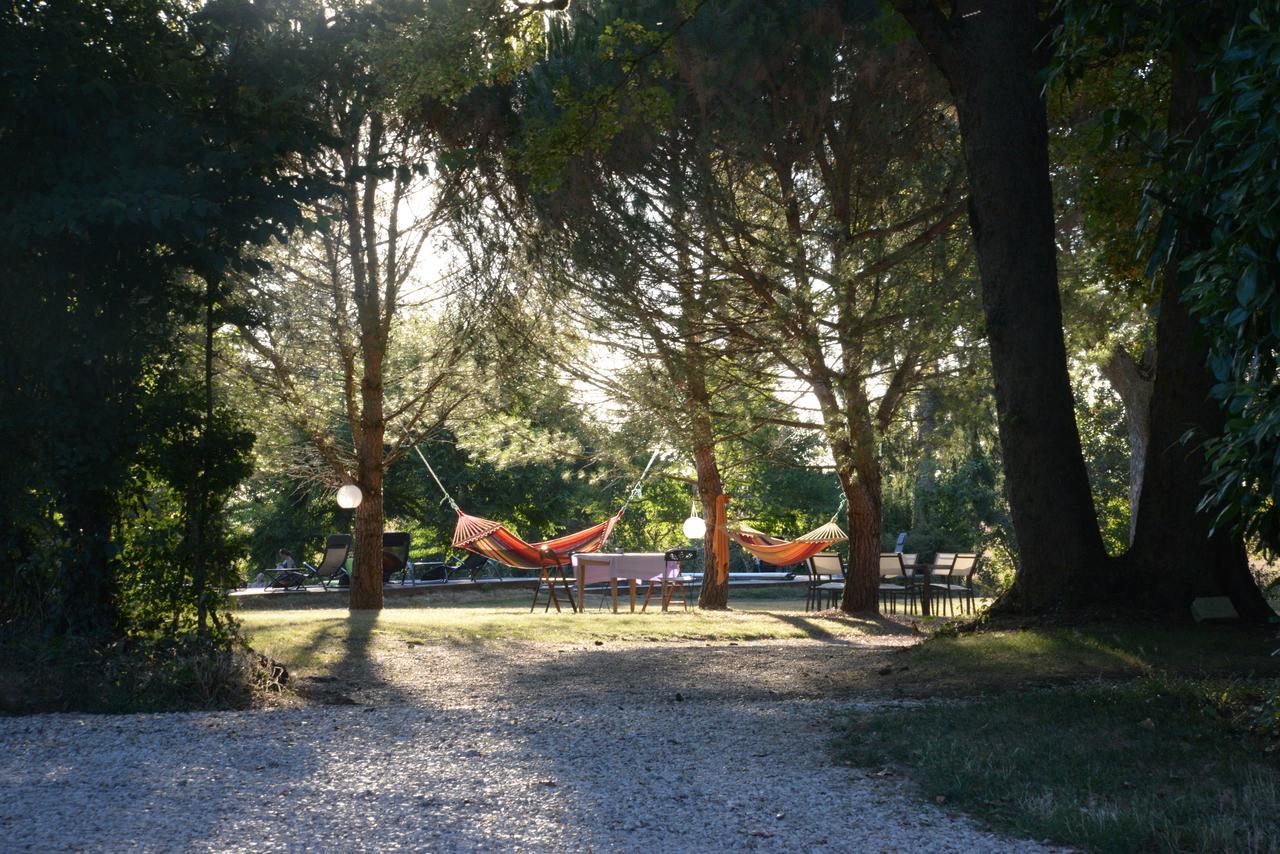 Domaine De Treuillaud Bed & Breakfast Villers-les-Ormes Exterior foto